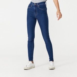 Levi’s Mile High Super Skinny Jeans
